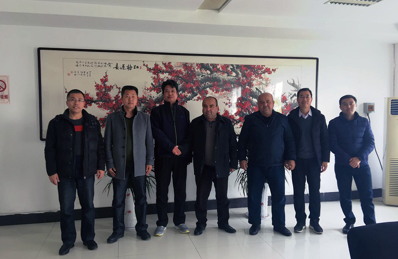 烏茲別克斯坦撒馬爾罕水泥企業(yè)來我院參觀考察