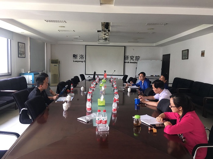 武漢客戶來我院就污泥處理項目進行交流