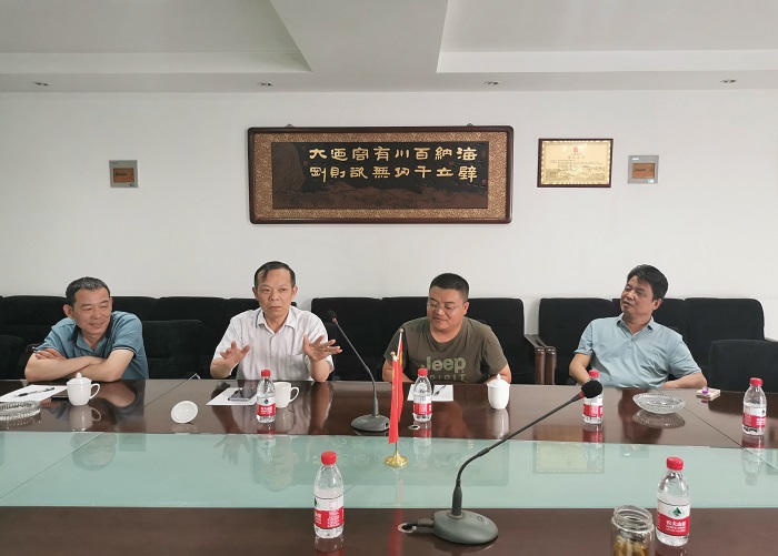 新安中聯(lián)李總來我院就數(shù)字化水泥廠進行交流