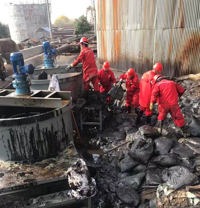 罐底油泥清理轉運及處理的方法